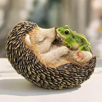 Whimsical Hedgehog Figurine with Frog Cute Hedgehog Statue Hand-Painted Garden Ornament Weather-Resistant for Gardeners, Collectors, Patio, Courtyard