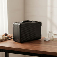Lighted Makeup Case Large Capacity Makeup Case with Mirror Removable Dividers Portable Cosmetic Organizer for Salon