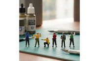 6 Pieces Painted Aircraft Carrier Deck Figures Posed Aircraft Carrier Figures Static Ground Crew Miniature for Collectors