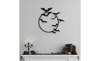 Spooky Metal Wreath with Bats Gothic Metal Nocturnal Creature Wall Art Openwork Halloween Wall Decor Flat for Entryway