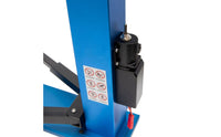 RC Car Repair Lift Realistic Simulation Two Post Car Lift Model Adjustable Width for Workshop