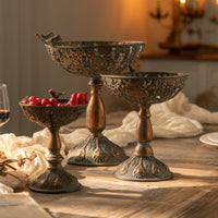 Pedestal Fruit Tray Vintage-Influenced Fruit Bowl with Pedestal Openwork Decorative Holder with Bird for Decorators, Dining Table, Entryway