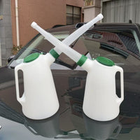 Capped Tip Engine Oil Jug Screw-on Lid Plastic Oil Jug Handled Body