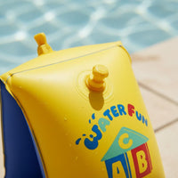 High Buoyancy Kids Swim Vest Thickened PVC Material Inflatable Swim Vest Leak-Proof Design Child Life Jacket Lightweight for Beginners, Toddlers, Pool, Beach