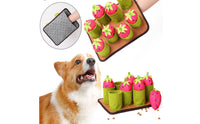Mental Stimulation Strawberry Snuffle Mat Easy to Clean Strawberry Sniffing Mat Bite-resistantResistant Interactive Treat Brain-Teaser Toy Squeaky