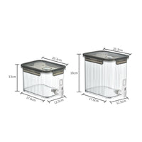 Leak-Resistant Refrigerator Drink Dispenser Ribbed Clear Beverage Dispenser Easy Dispensing Household Liquid Container Space-Saving Design