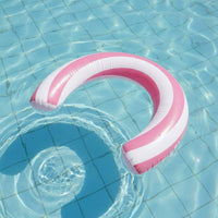 Bend-Shaped Swim Loop Thickened PVC Material U-Shaped Water Lounger Easy to Inflate U-Seat Water Lounger for Beach, Lake, Summer Vacation