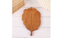 Carved Wooden Serving Tray Artisan-Made Wooden Tray with Leaf Engraving Platter Natural Wood Grain Board Smooth for Hosts