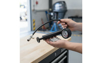 Pressure Test Kit Double-rangeScale Outboard Gearbox Leak Tester Kit Hand-Operated for Boat Mechanics