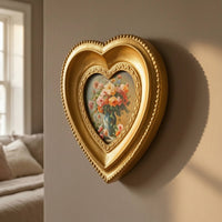 Heart-Shaped Frame with Beaded Edge Gilded Heart Picture Frame Vintage-Style for Wall Decor