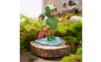 Cat Figurine with Raincoat Compact Cat Figurine with Umbrella Cute Kitten Statue for Desk, Bookshelf, Office