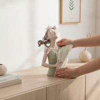 Elegant Floral Maiden Statue Figurine Elegant Girl Statue with Bouquet Tabletop Decorative Sculpture for Homeowners, Bookshelf