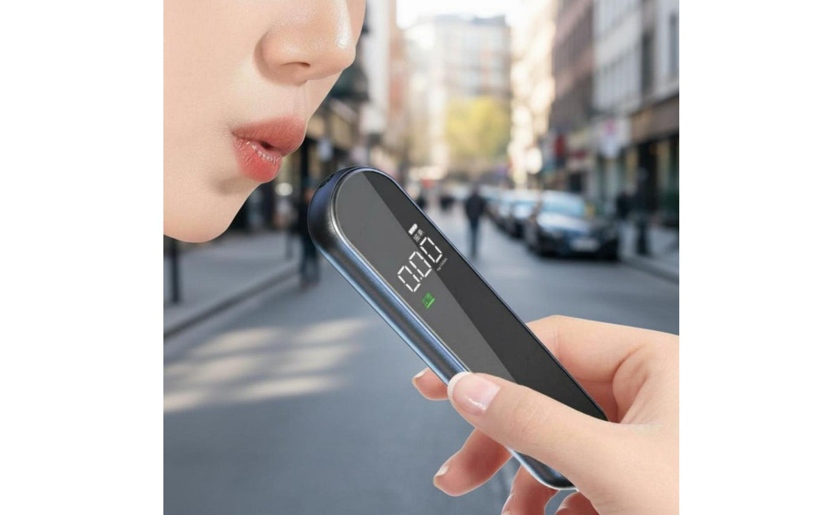 High Precision Digital Alcohol Breathalyzer Voice Broadcast Contactless Breathalyzer Fast Results Electronic Device Long Battery Life
