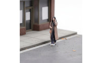 3D Printed 1/64 Scale Woman Figure Lifelike Pose Miniature Woman on Phone Highly Detailed Tiny People Miniature Scene Figure Resin Material for Hobbyists