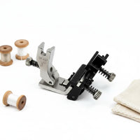 Multi-Purpose Adjustable Presser Foot Even Gathers Elastic Presser Foot Easy to Use Ruffler Attachment Quick Installation for Sewers, Tailors, Garment Making, Material Crafting