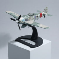 Collector-Grade FW-190A-8 Model Plane Authentic Model Plane Realistic Long-Lasting for Aviation Enthusiasts, Office