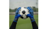 Goalkeeper Gloves with Finger Protection Adjustable Goalkeeper Gloves with Latex Palm Comfortable for Goalkeepers, Goalies