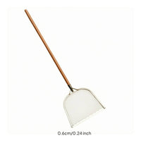 Stainless Steel Long Handle Soil Sifting Shovel Rust Resistant Wire Mesh Shovel Reinforced Frame Soil Sifting Screen Heavy Duty for Gardeners, Farmers, Farm