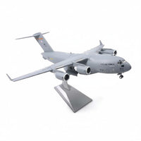 1:200 scale C-17 DieCast Heavy Transport Jet Airplane High Detail Heavy Transport Jet Strategic Airlifter Model Detailed Finish Cargo Plane Copy for Aviation Fans