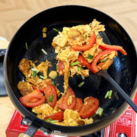 Even Heating Cast Iron Wok with Lid Heavy Duty Wok with Wooden Handle Long-Lasting Stir-Fry Pan with Wooden Lid Multistovetop Compatible for Home Cooks