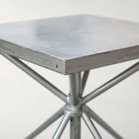 Spray Paint Stand  Rotating Turntable with Iron Tabletop Rust-Resistant Rotating Tray for Workshops