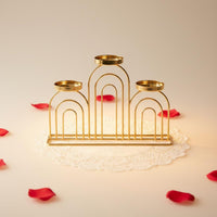 Wrought Iron Candelabra Romantic Atmosphere Table Centerpiece Candle Stand Gold Candelabra for Wedding