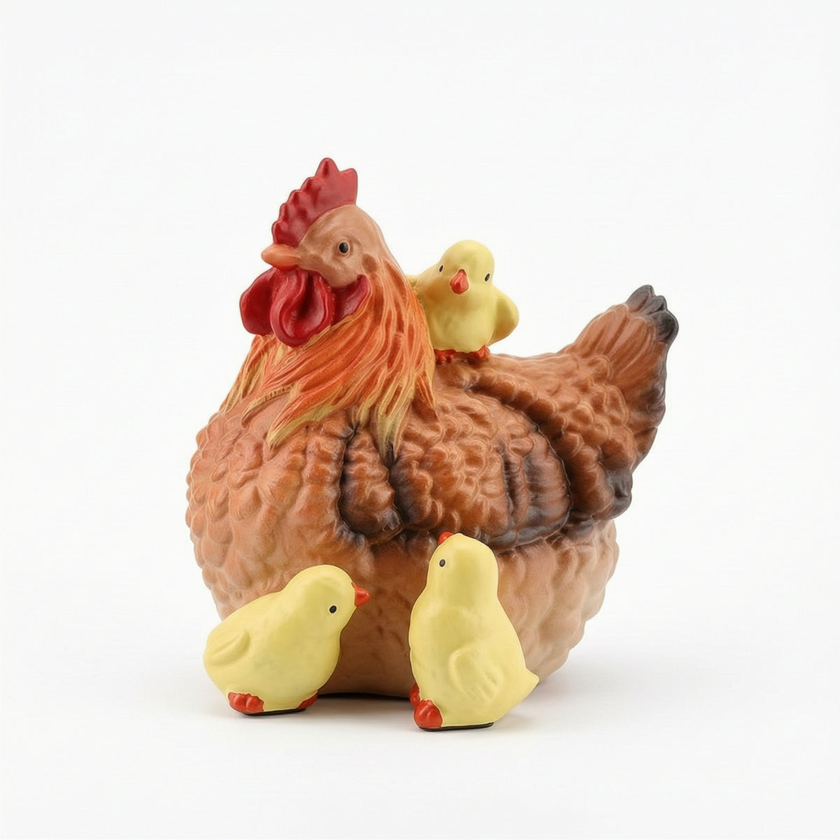 Hen Figurine with Chicks Outdoor Hen Figurine Chicken Garden Statue Compact Sculpture Lifelike for Gardeners, Patio, Flower Beds