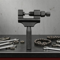 Chain Breaker Tool Handheld Chain Breaker Compact for Motorcyclists, Mechanics