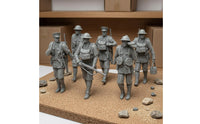 6 Pieces WW2 British Infantryman Miniatures Single-Piece Unpainted Resin Miniatures Gray WW2 British Soldiers for Miniature Display