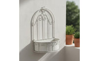 Easy to Install Metal Wall Flower Pot Space Saving Metal Window Planter Long-Lasting