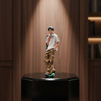 1/64 Scale Male Figure Realistic Detail Resin Man Figurine Painted Miniature Person for Collectors