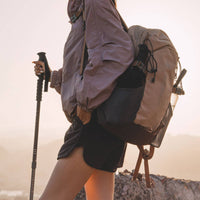 Water-Resistant Women's Hiking Backpack Padded Straps Lightweight Travel Backpack Large Capacity Daypack for Mountaineering