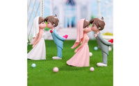 Romantic Design Cartoon Wedding Couple Ornament Keepsake Bride and Groom Figurine Lightweight Miniature Wedding Couple Reusable for Micro Landscape