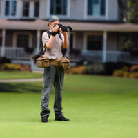 1/18 Miniature Photographer Figure Small Photographer Figure Detailed Camera Holder Figurine for Hobbyists, Collectors, Display Shelf