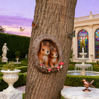 Squirrels in Tree Hollow Statue Weather-Resistant Squirrel Tree Peeker Hand-Painted Garden Sculpture for Yard, Patio, Balcony