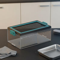 High-Density Mesh Lid Stackable Amphibian Enclosure Escape-Proof Clear Plastic Breeding Container for Arachnid Enthusiasts