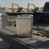 Petrol Container with Handle Vertical Jerrycan with Screw Cap Petrol Container Spout for Drivers, Vehicle Emergency