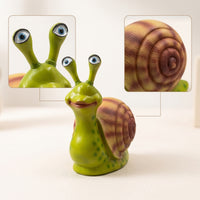 Resin Snail Figurine Wood-Grain Style Snail Figurine Collectible Compact for Gardeners, Garden, Patio