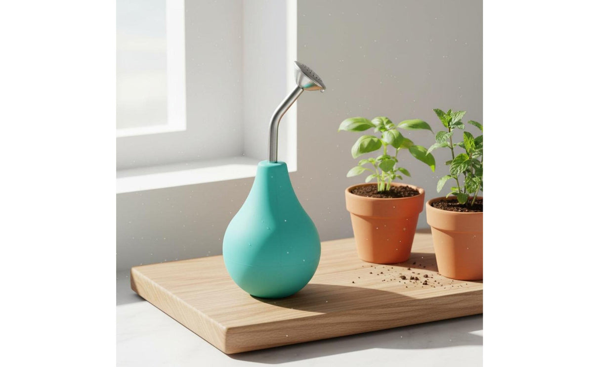 Bent Spout Watering Bottle Lightweight Drought-Tolerant Plant Watering Bottle Press Bulb Waterer Gardening Supply for Balcony