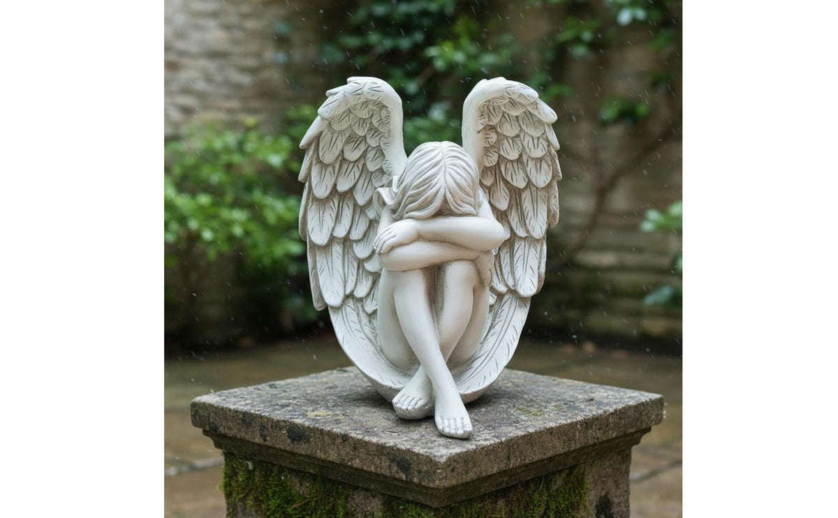 Vintage Design Redemption Angel Sculpture Weather Resistant Weeping Angel Garden Ornament Stable Base Outdoor Decor for Patio