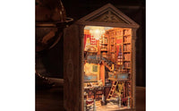 Retro Wooden Literary Alcove Warm LED Wooden Literary Alcove Lights Mini Shelf House for Desk
