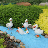 4 Pieces Resin Duck Ornaments Cute Poses Resin Duck Figurines Versatile Decor Fairy Garden Accessory for DIY Enthusiasts, Desktop
