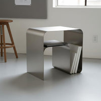 Stainless Steel Side Table One-Piece Molding Minimalist Metal Nightstand Multi-Functional C-Shaped End Table for Bedroom, Living Room, Office