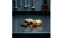 2 Pieces Threaded Hose Repair Connector Leak-Proof Garden Hose Repair Kit with Washers Easy-to-Install Hardware Compact for Gardeners, Homeowners, Lawn Care, Yard Work