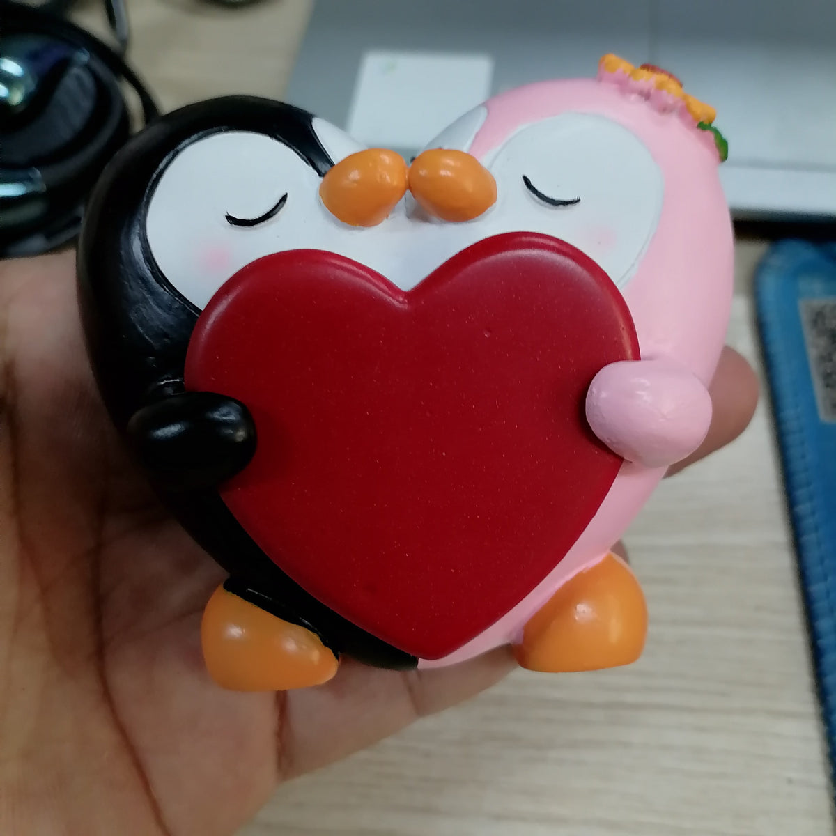 Double Penguin Resin Figurine