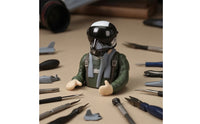 Authentic RC Pilot Figure with Goggles Sturdy Miniature Pilot Torso Versatile Figurine Long-Lasting for Modelers, Hobbyists, Cockpits, Displays