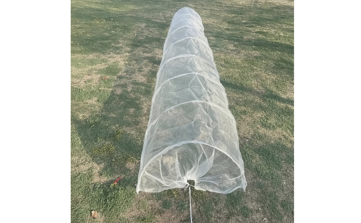 Garden Bed Tunnel Net Translucent Plant Tunnel with Tie Closure Breathable Row Cover for Gardeners, Raised Beds, Vegetable Patches, Backyard Gardens