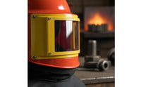 Built-in Hard Hat Paint Spray Hood Full Face Protection Sandblasting Hood Wide View Lens Guarding Sandblasting Helmet for Polishing