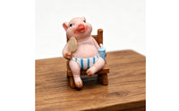 Painted Finish Pink Pig Ornament Tabletop Seated Pig Figurine Cute Creature Statue Decorative Figure for Desktop, Garden, Courtyard
