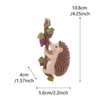 Hedgehog Pot Hugger Weather Resistant Climbing Hedgehog Figurine Hand-Painted Details Hanging Planter Decoration for Gardeners, Patio, Balcony, Yard